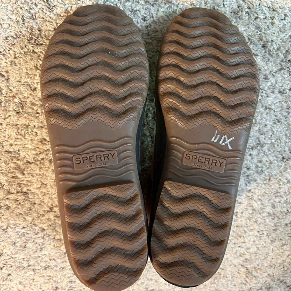 Sperry Men's Brown Leather and Gray Rubber Boots